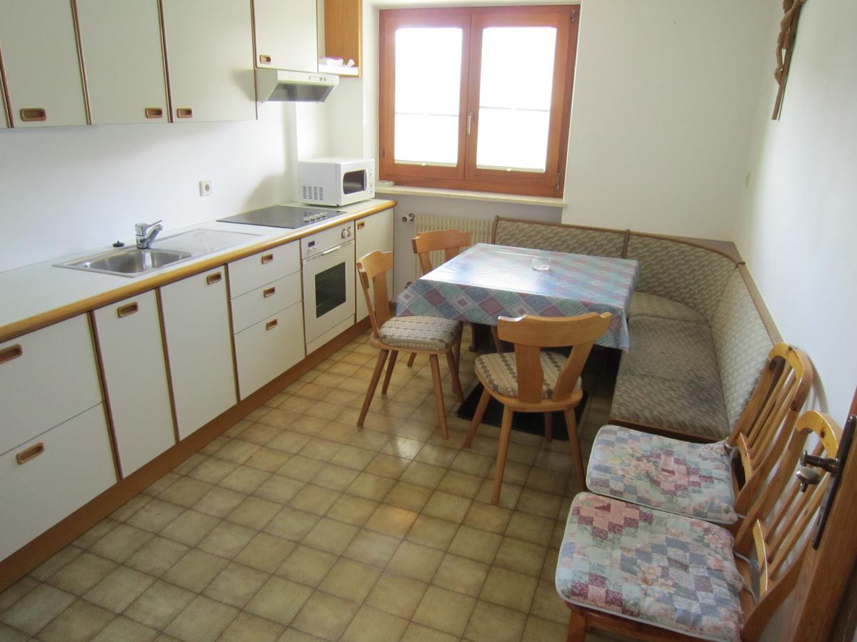 Aparthotel Garni Haus Hubertus Malles Venosta Exteriér fotografie